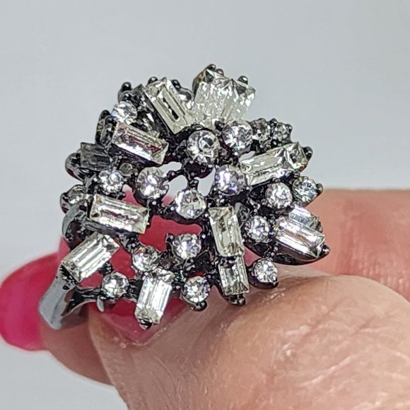 Baguette and Round White Rhinestone Dome Dressy Gunmetal Gray Cocktail Ring SZ 5 - Picture 6 of 13